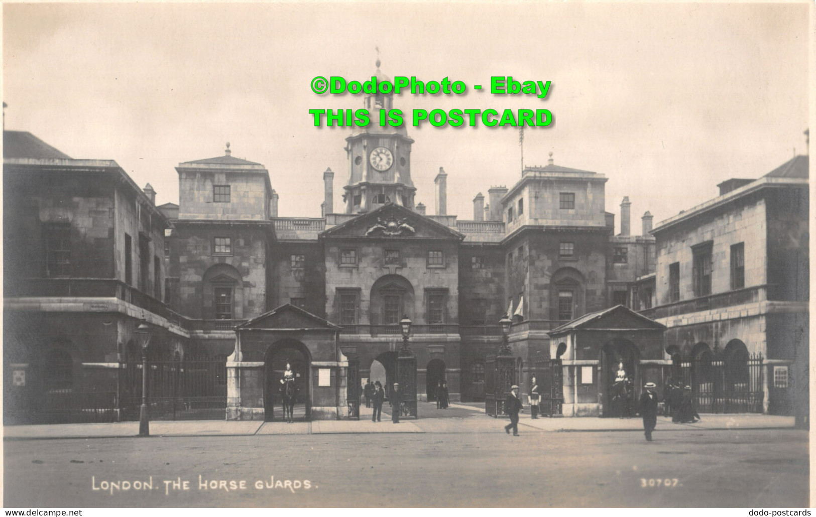 R435696 London. The Horse Guards. Photochrom. RP - Altri & Non Classificati