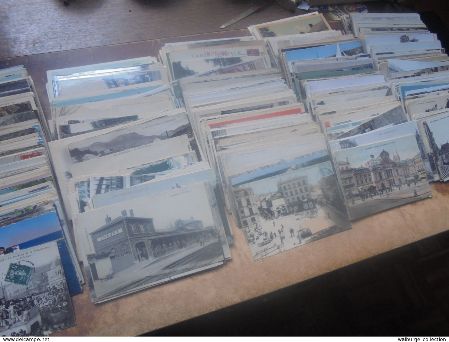 +++FRANCE 100% BEAU LOT +- 1100 CARTES( 95% ANCIENNES-5% SEMIS Et MODERNES)+++4 KILOS 200 (Lire çi-bas) - 500 Postales Min.