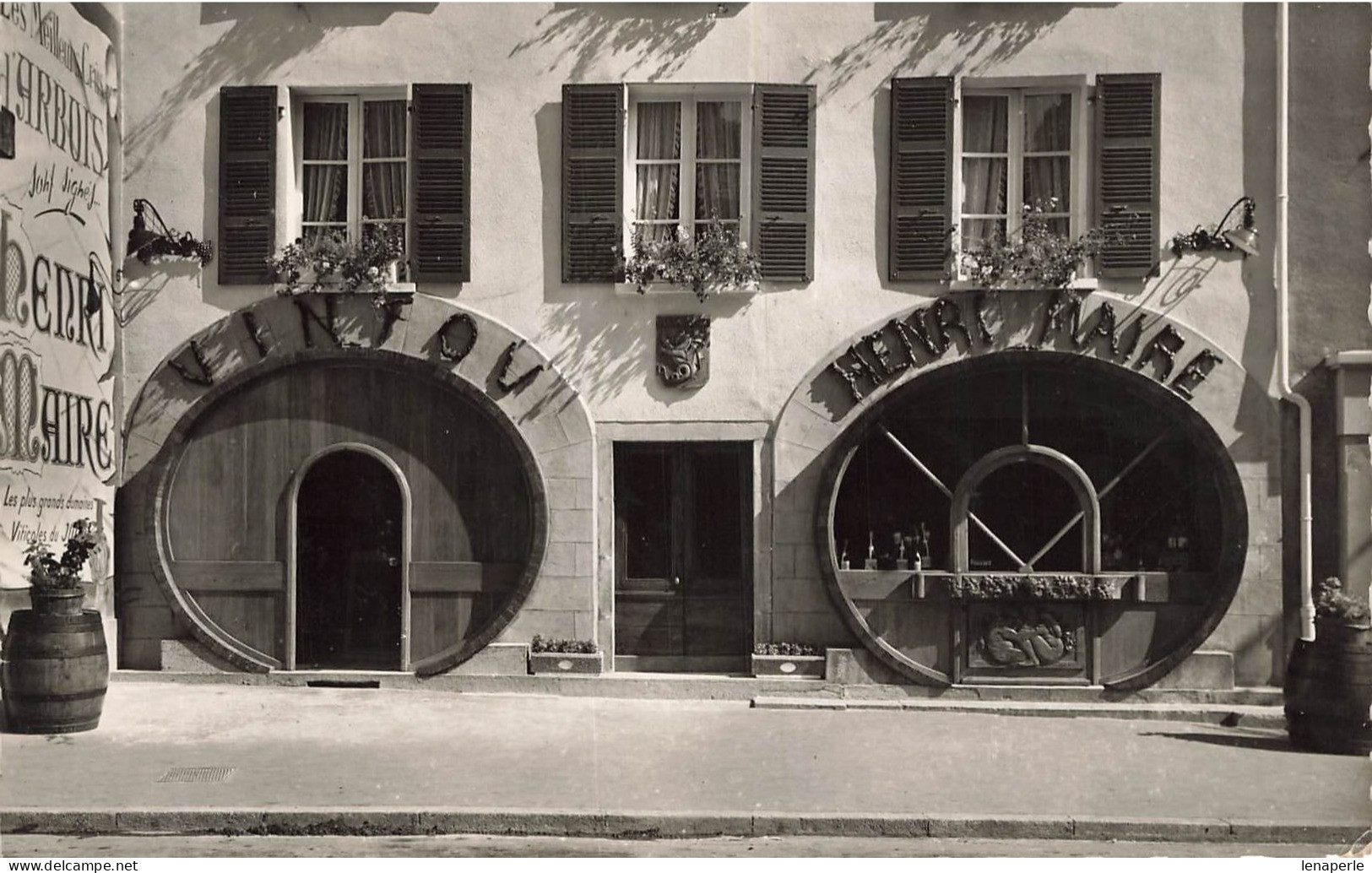 D6965 Arbois Le Tonneau Henri Maire - Arbois