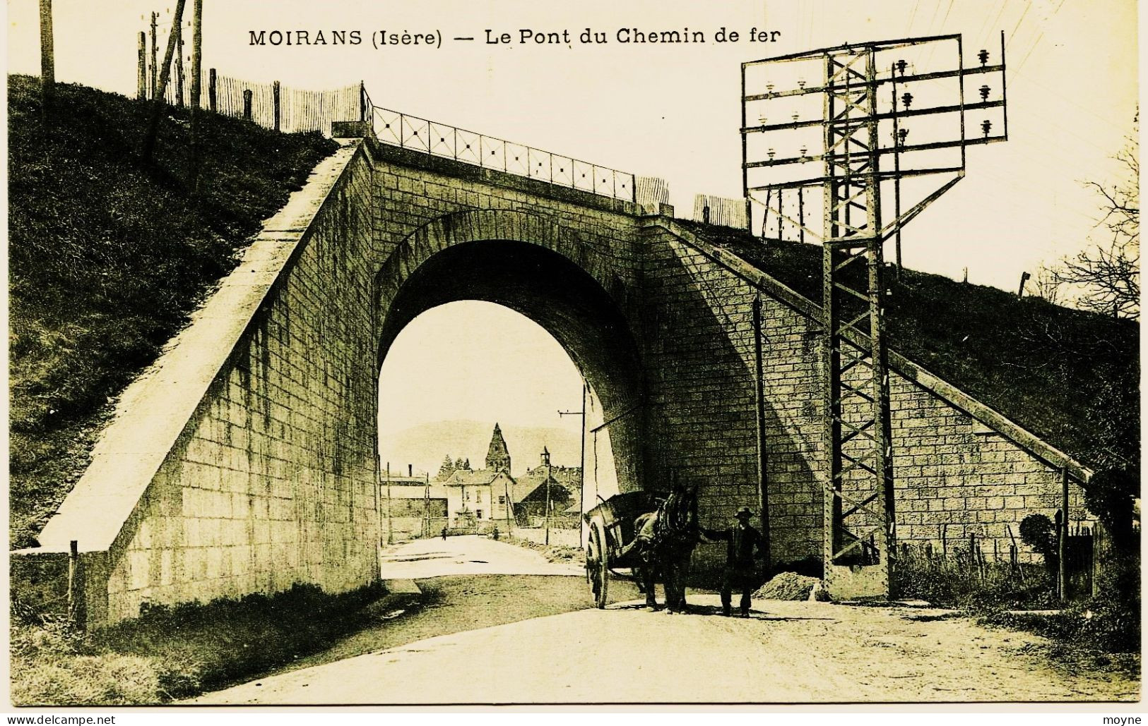 3492 -  Isére -  MOIRANS  :  Le Pont Du Chemin De Fer  -  Attelage   -  - Circulée En 1916 - Moirans