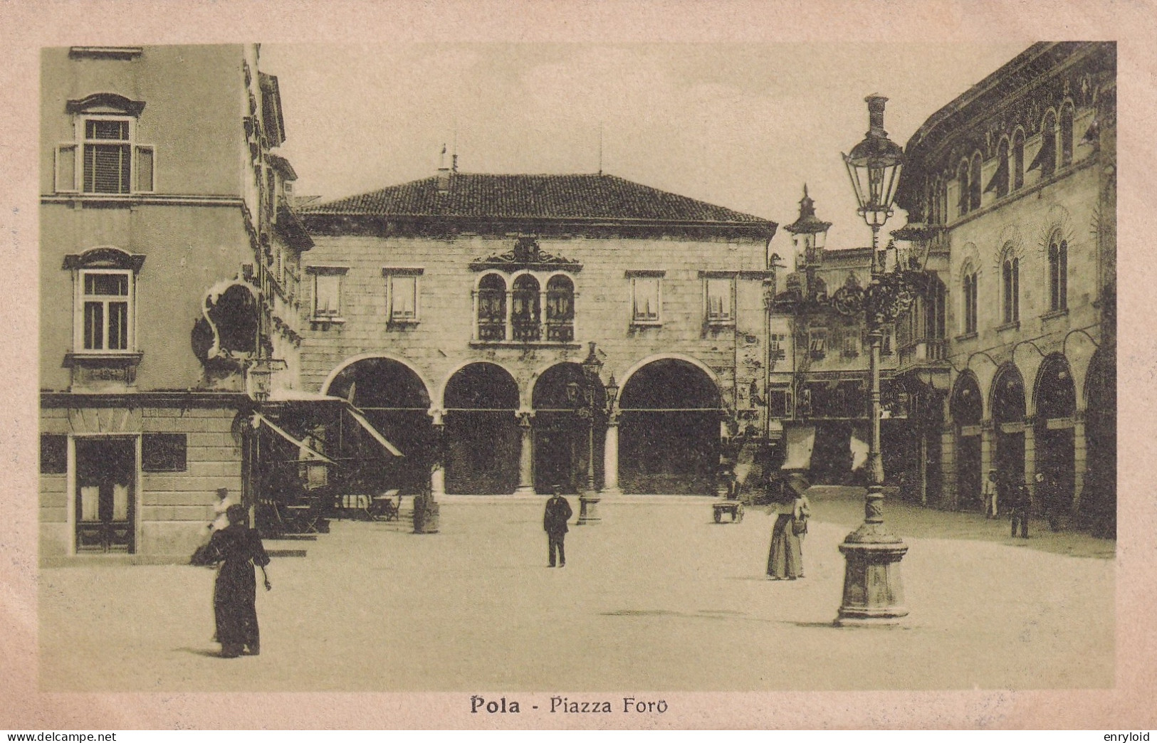 Pola Piazza Foro - Kroatien