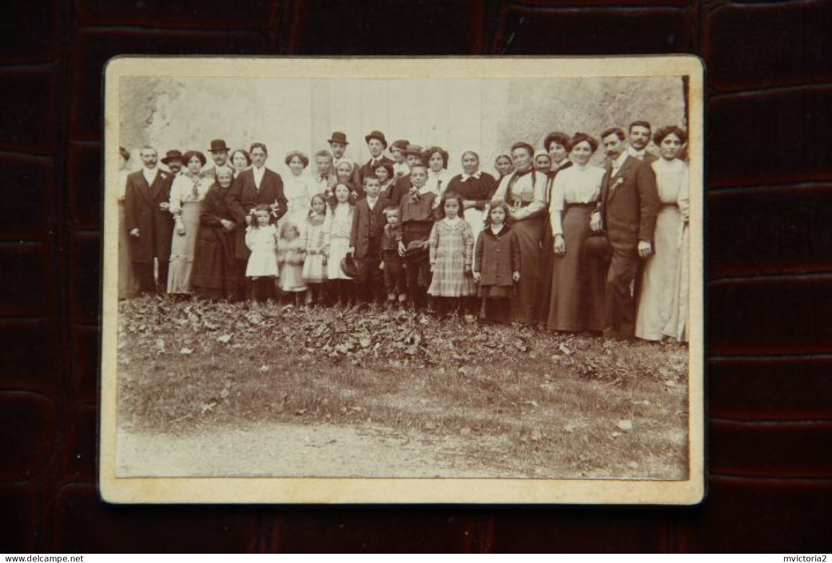 Photographie D'un Groupe à LIGNAN ( 34 ) Le 21 Aout 1911. - Lieux