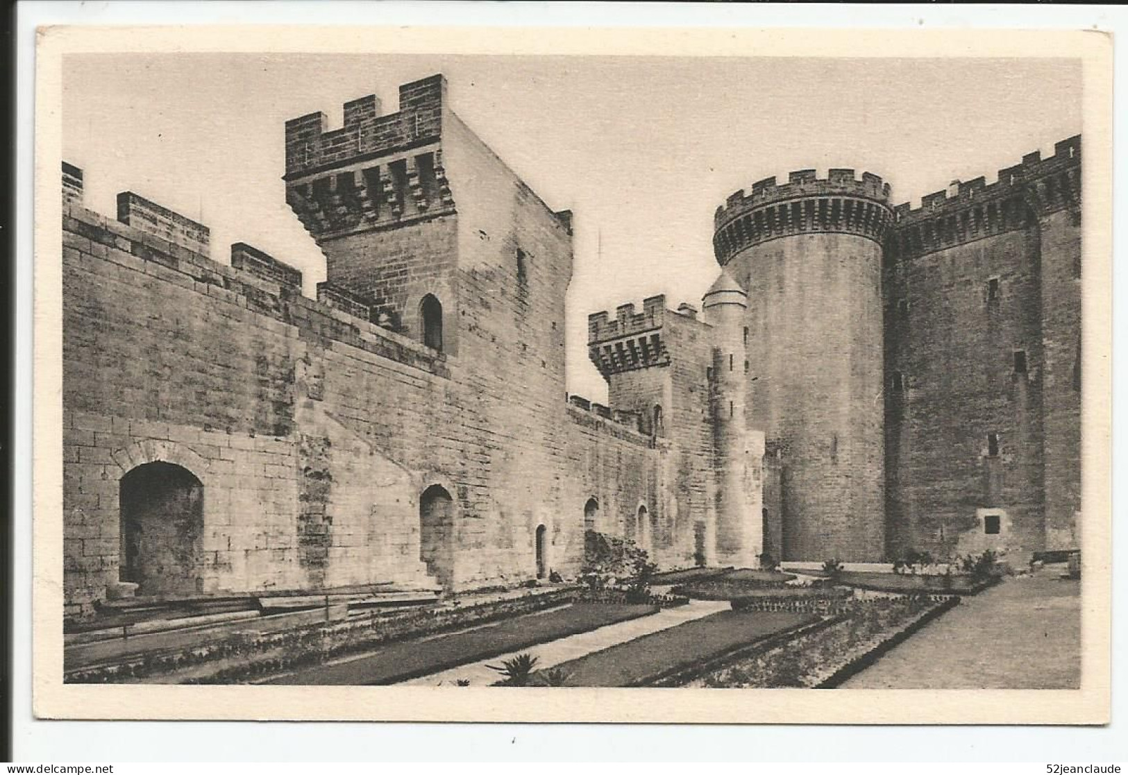 Château La Basse Cour  1930    N° 4704 - Tarascon