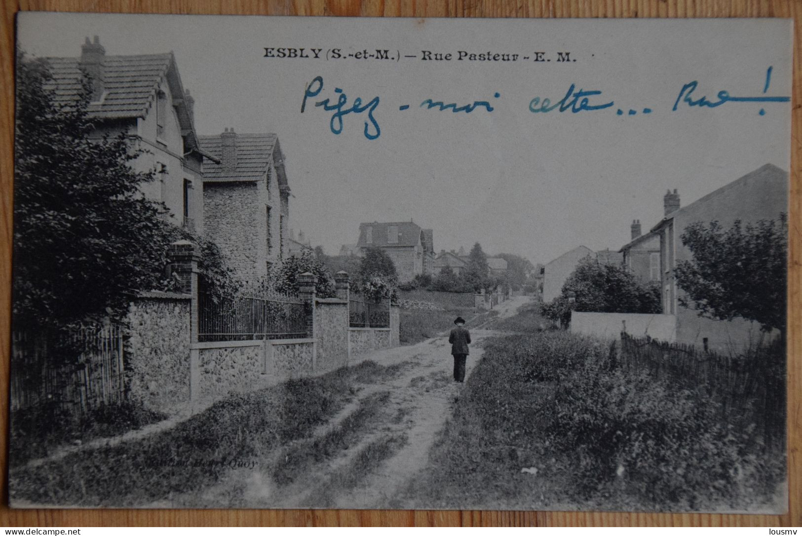 77 : Esbly - Rue Pasteur - Animée : Petite Animation - (n°29083) - Esbly