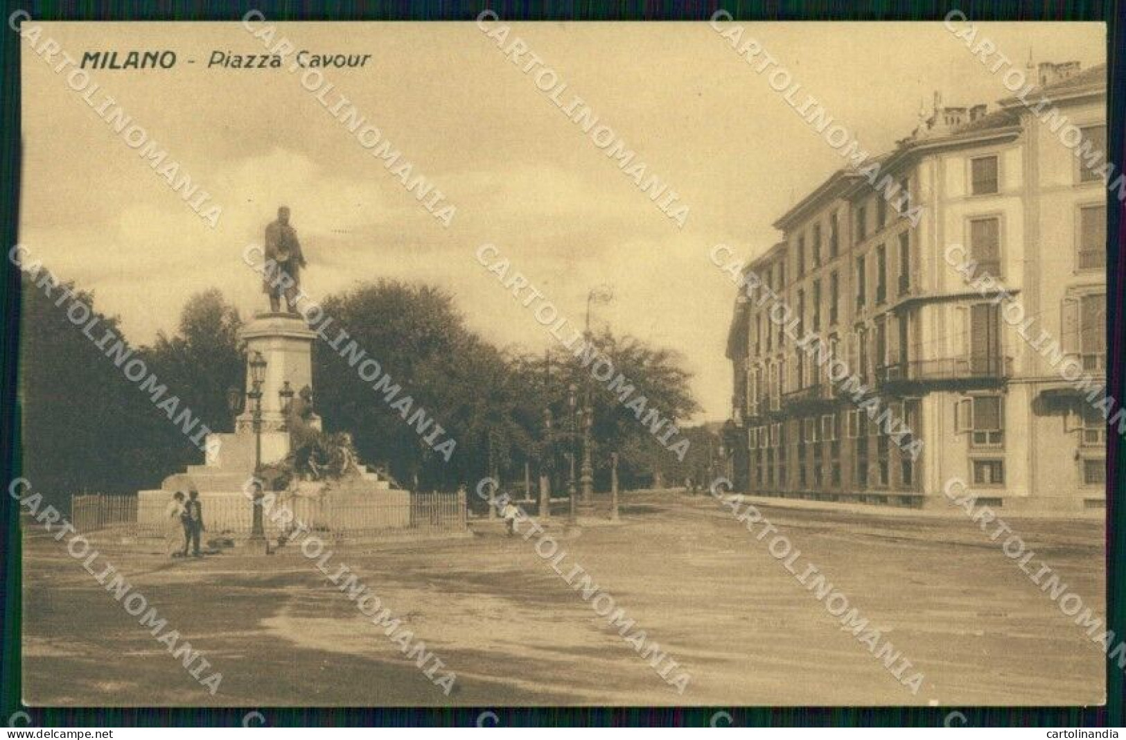 Milano Città Monumento E Piazza Cavour Cartolina RT5296 - Milano