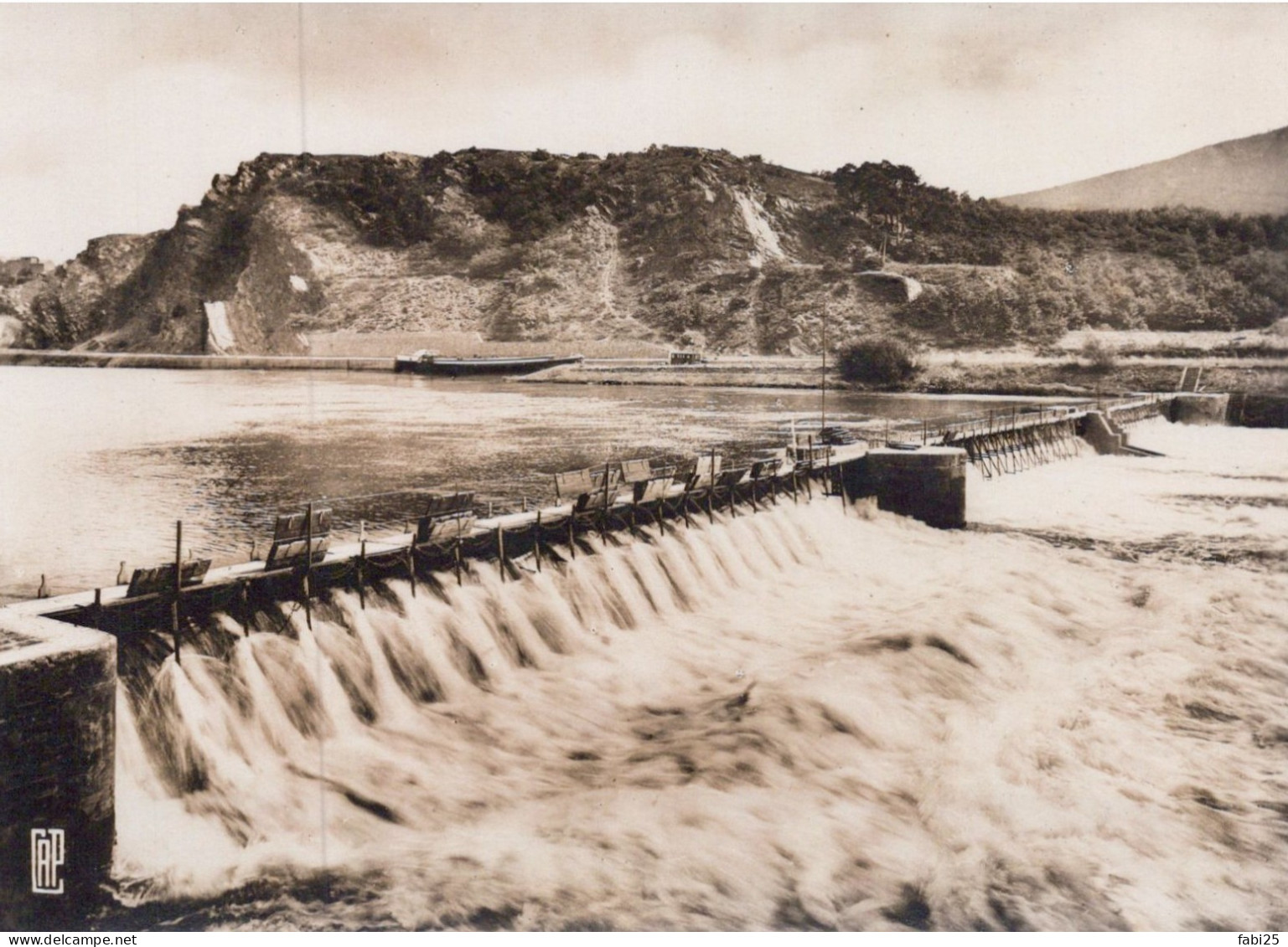 FUMAY LE BARRAGE DU ROCHER - Fumay