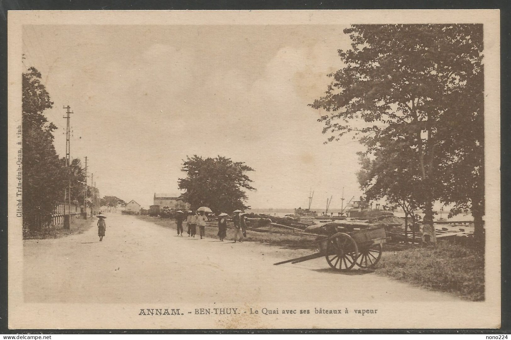 Carte P De 1929 ( Annam / Le Quai Avec Ses Bâteaux à Vapeur ) - Vietnam