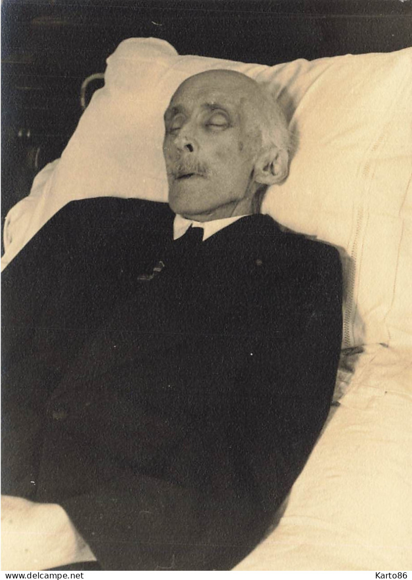 Nécrologie * Homme Décédé Mort Sur Son Lit * Mortem * Photo Ancienne 11x8cm - Photographie