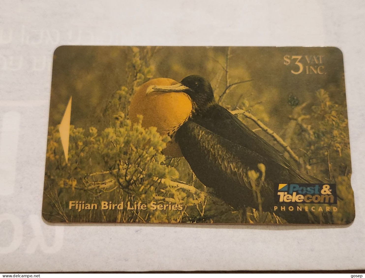 FIGI-(09FJB-FIJ-046)-Greater Frigatebird-(89)(1994)($3)(09F JB019498)-(TIRAGE-30.000)-used Card+1card Prepiad Free - Fiji