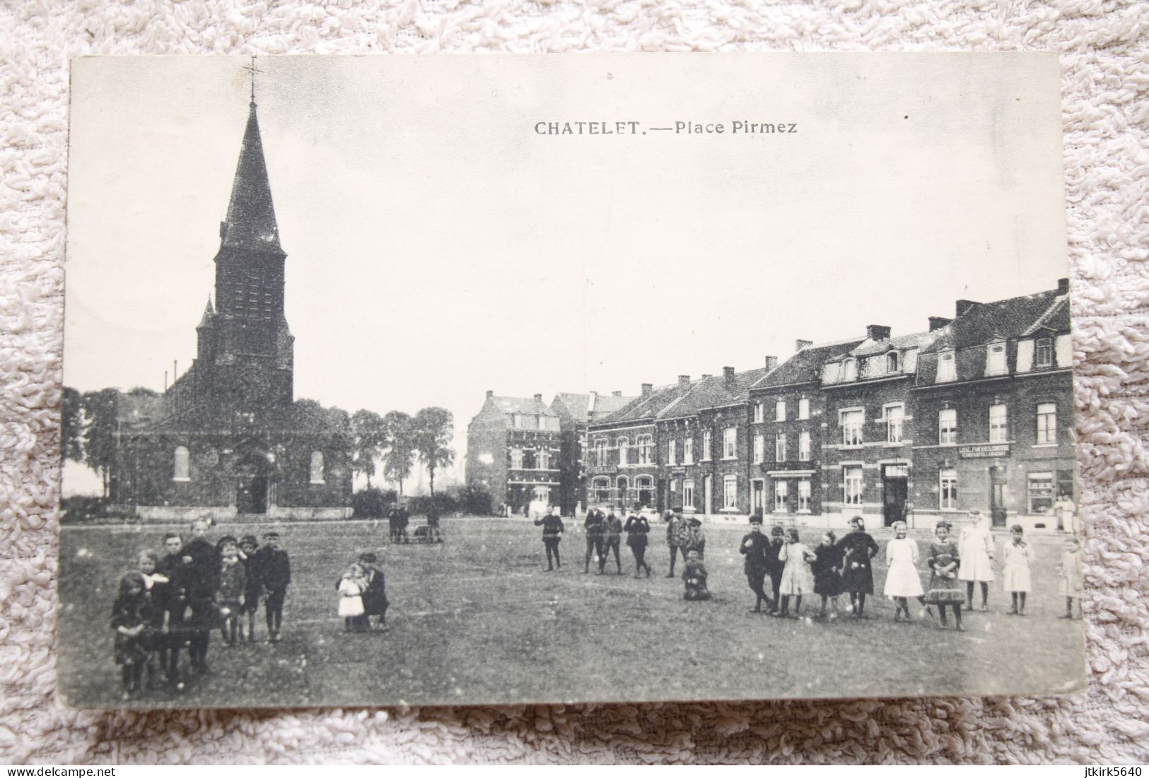 Châtelet "Place Pirmez" - Chatelet