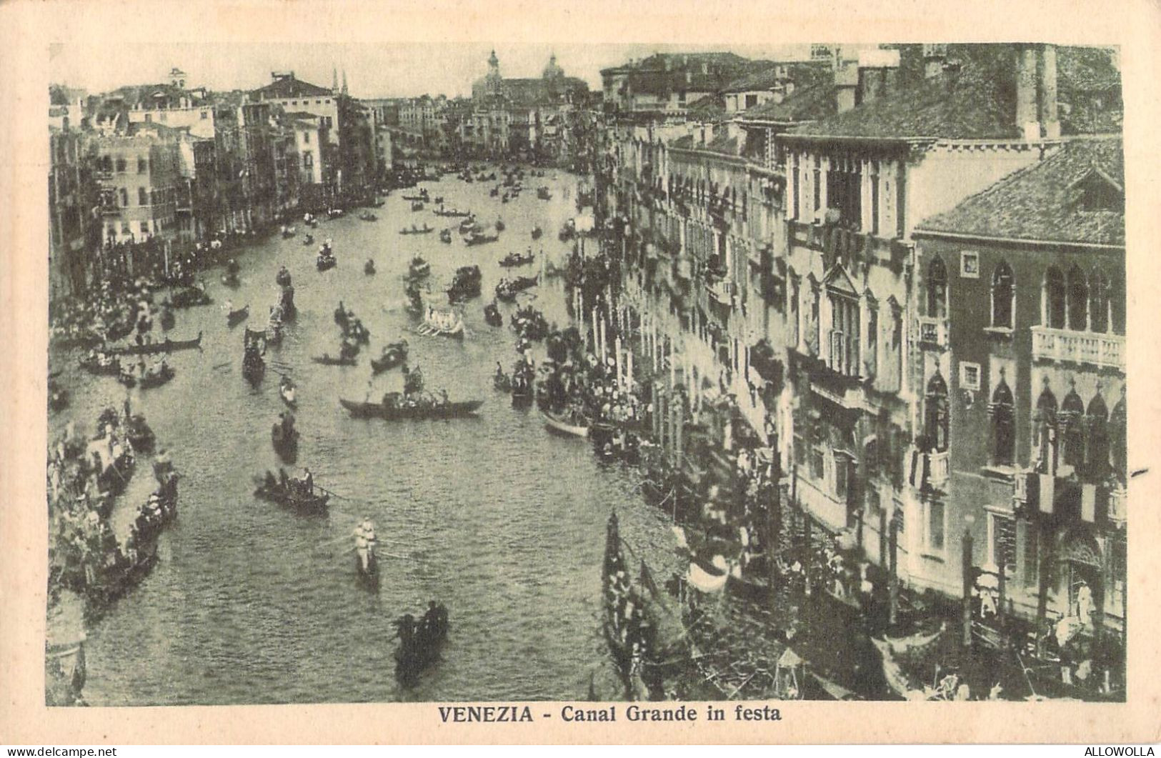 26715 " VENEZIA-CANAL GRANDE IN FESTA " ANIMATA-VERA FOTO-CART. POST. NON SPED. - Venezia