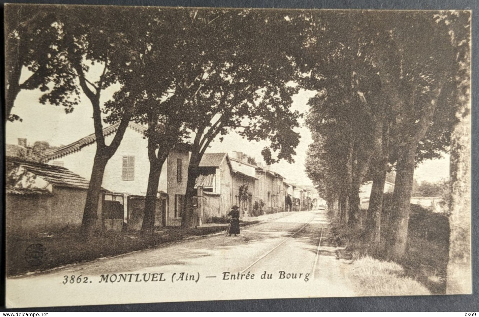 Montluel Entrée Du Bourg - Montluel