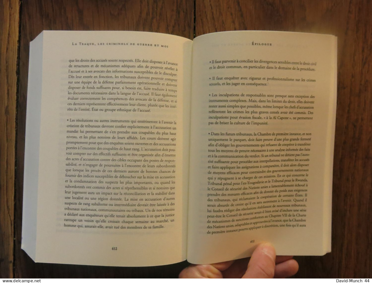 La traque, les criminels de guerre et moi de Carla Del Ponte. Editions Héloïse d'Ormesson. 2009