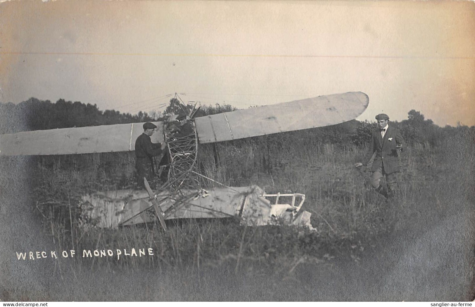 CPA AVIATION / CARTE PHOTO D'UN ACCIDENT D'AVION / WRECK OF MONOPLANE / USA - Accidentes