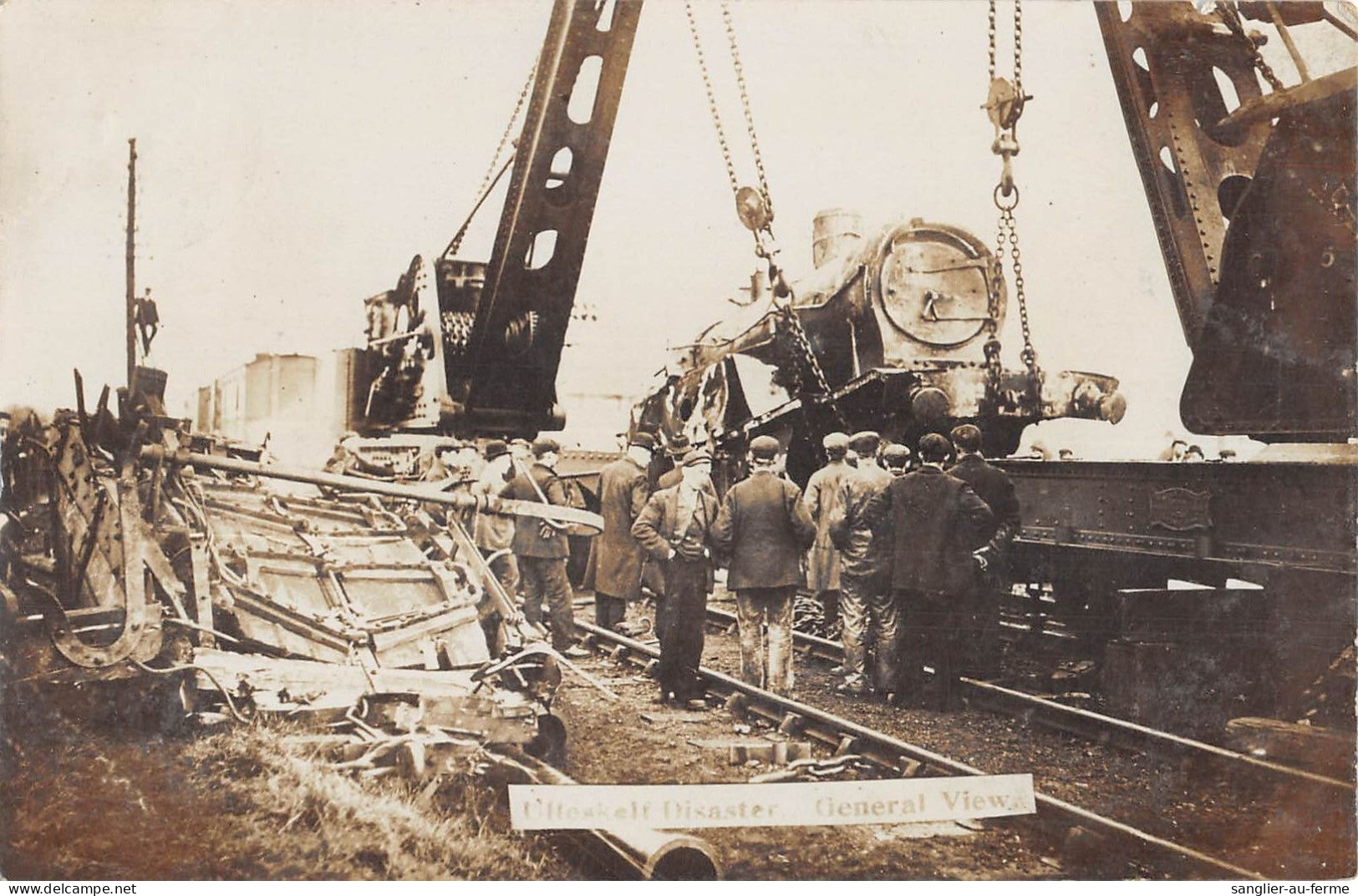 CPA CHEMIN DE FER / ACCIDENT FERROVIAIRE / RAILWAYS / ACCIDENT AT GRANTHAM / 19 09 1906 / 3 CARTES PHOTO - Andere & Zonder Classificatie