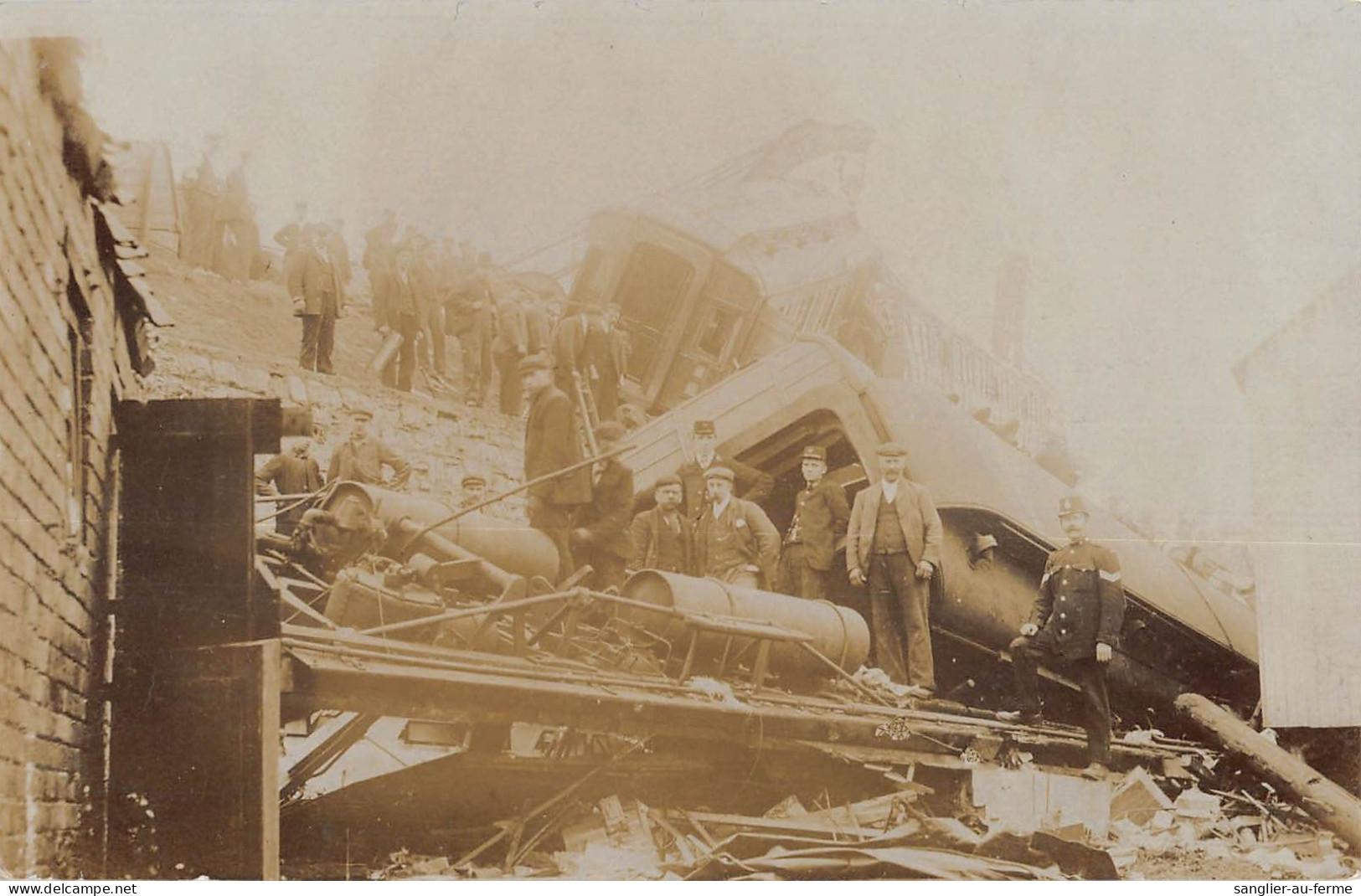 CPA CHEMIN DE FER / ACCIDENT FERROVIAIRE / RAILWAYS / ACCIDENT AT GRANTHAM / 19 09 1906 / 3 CARTES PHOTO - Otros & Sin Clasificación