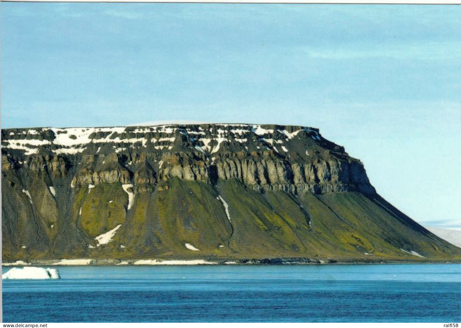 1 AK Russia / Russland * Franz Josef Land - Ansicht Der Insel Northbrook Mit Dem Kap Flora * - Rusland