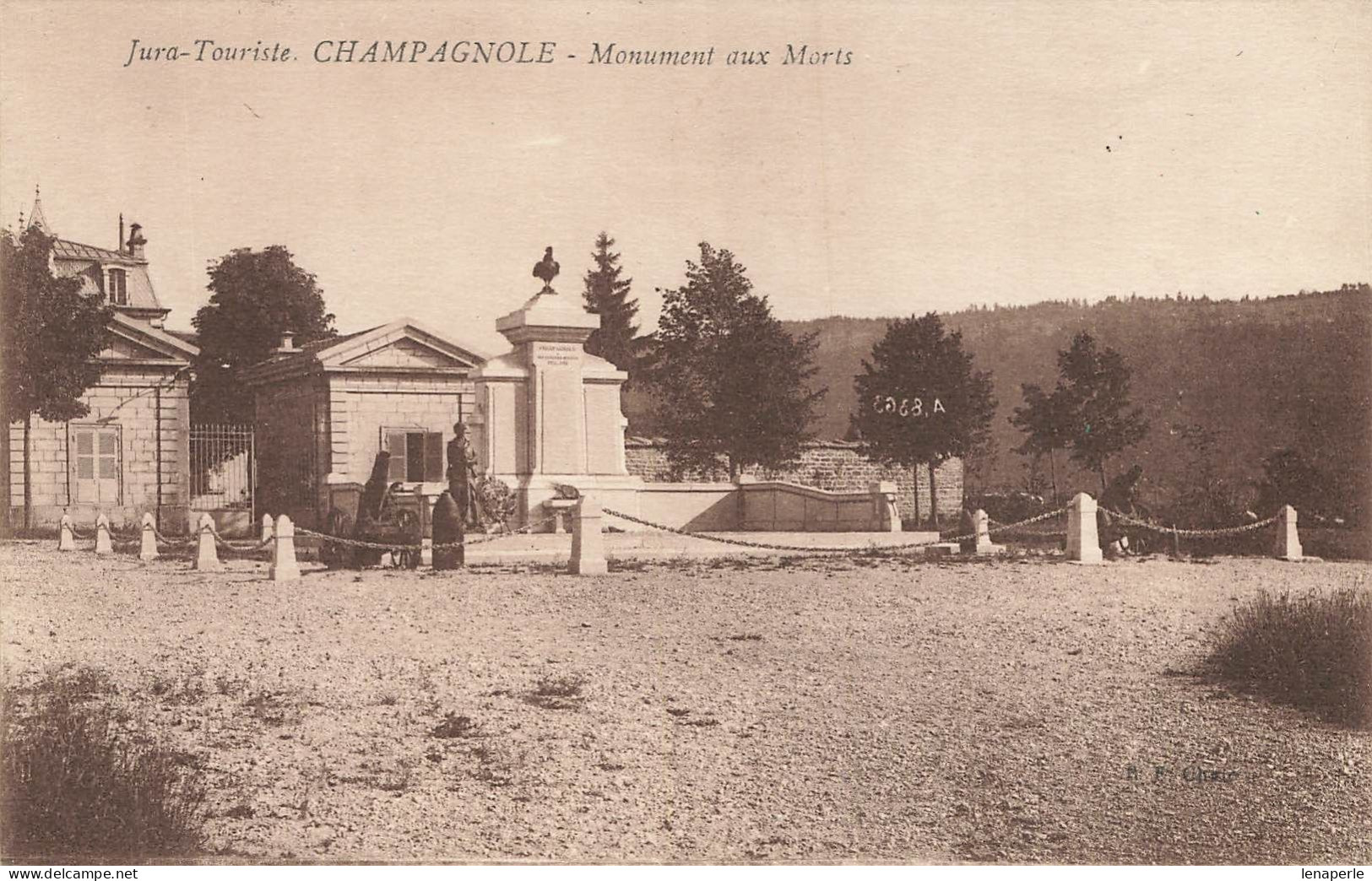 D6989 Champagnole Monument Aux Morts - Champagnole