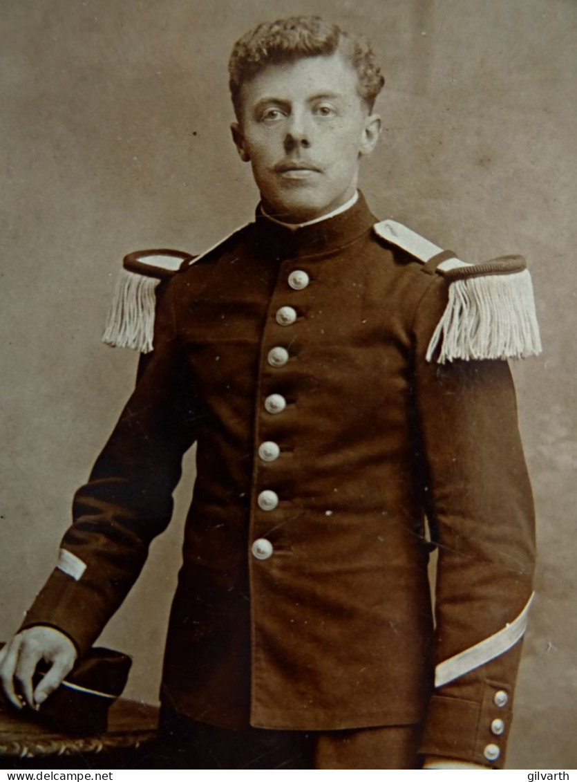 Photo CDV Frobert à Lille  Militaire Sergent Service Administratif  CA 1905 - L431 - War, Military