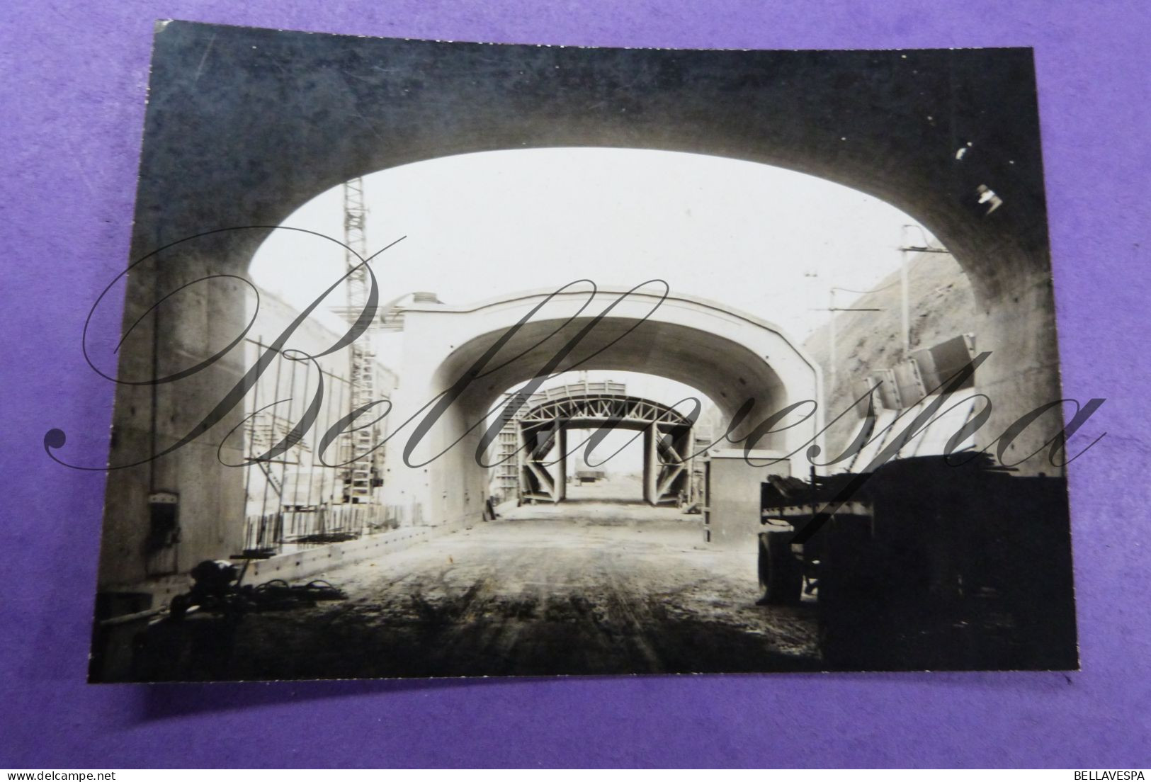 Prent Foto Coupure  Tunnel In Uitvoering Onder Kanaaldok B1-B2 Antwerpen-Lillo "1965" Openbare Werken Schelde? - Antwerpen