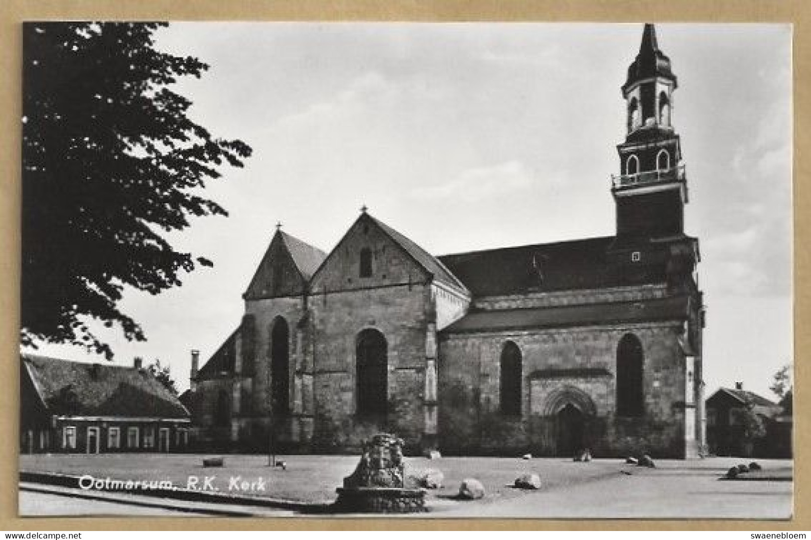 NL.- OOSTMARSUM. R.K. KERK. ONGELOPEN. - Kirchen U. Kathedralen