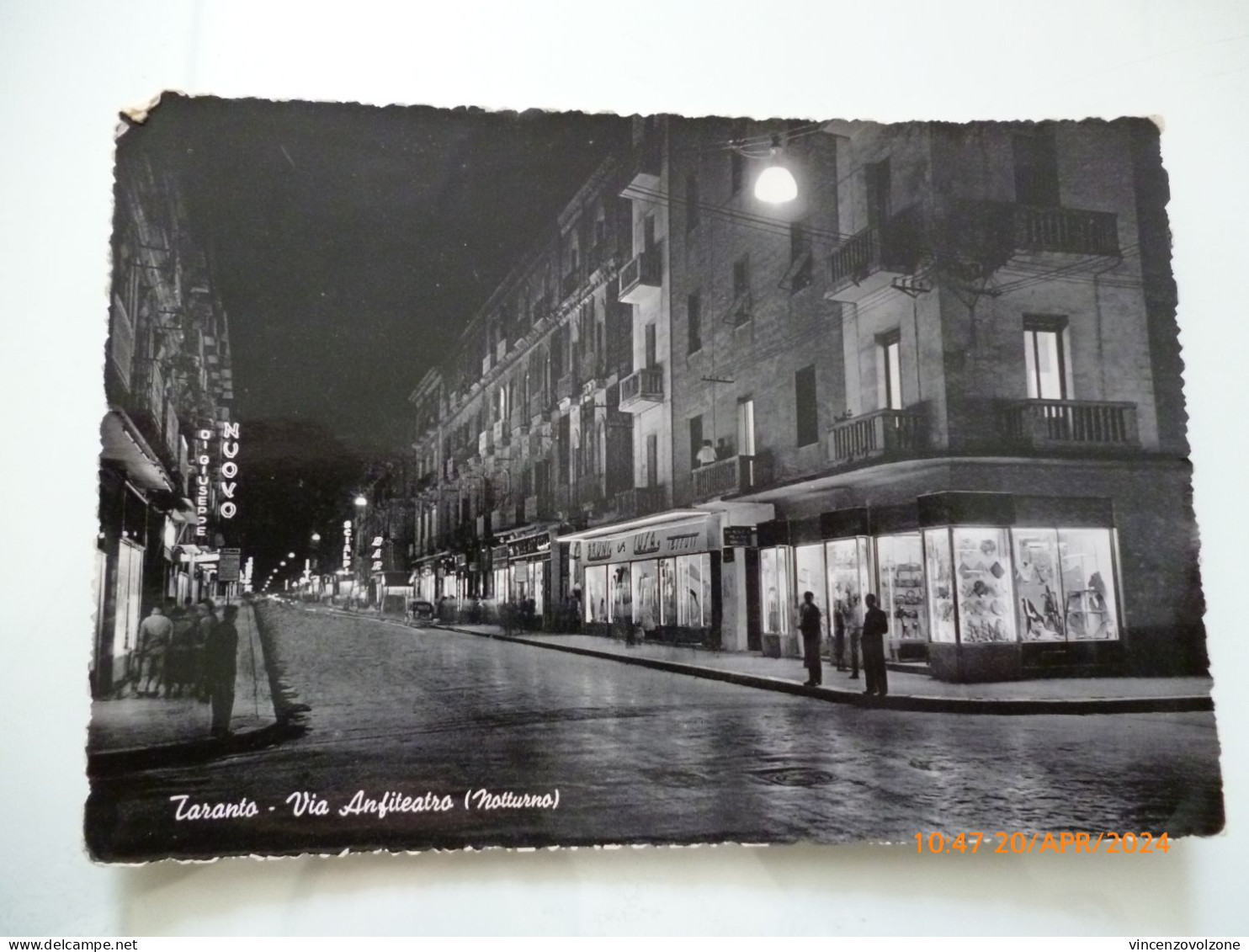 Cartolina Viaggiata "TARANTO Via Anfiteatro ( Notturno )"  Anni 1950 - Taranto