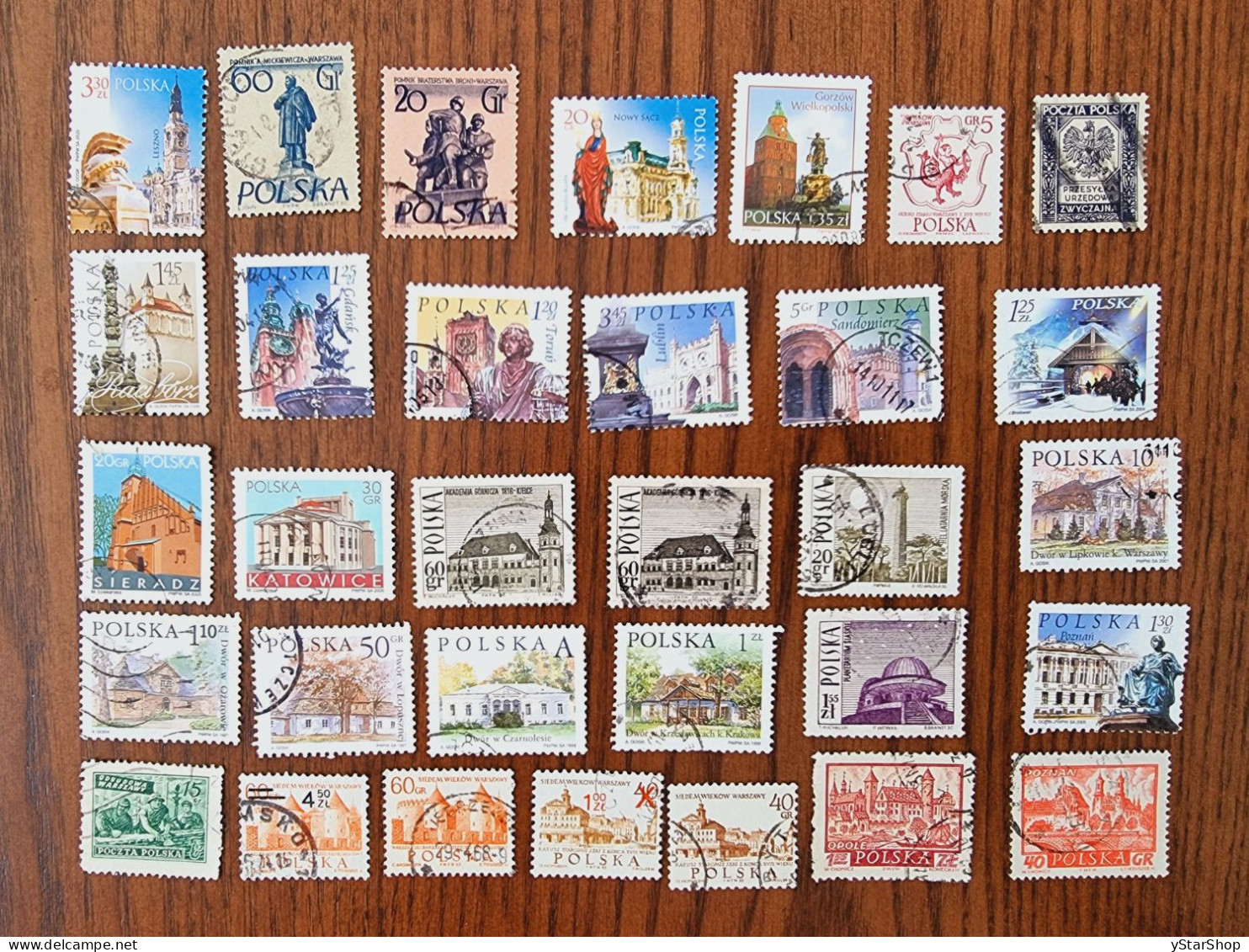 Poland Stamps Lot - Used - Various Themes - Kilowaar (max. 999 Zegels)