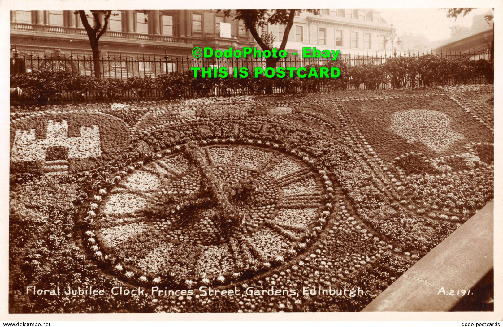 R437491 Edinburgh. Floral Jubilee Clock. Princes Street. Gardens. Valentine. RP - World