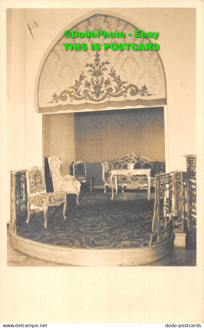 R437701 Unknown Place. Interior. Chairs. Old Photography. Postcard - Mondo