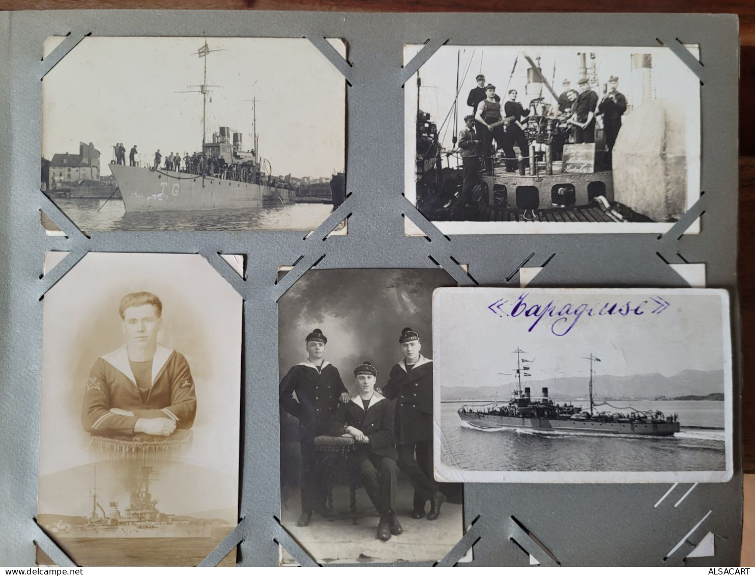 Album  Constitué Par Un Militaire Marin Du Bateau Tapageuse , Avec Des Cartes De Port Et De Voyage - 100 - 499 Postales