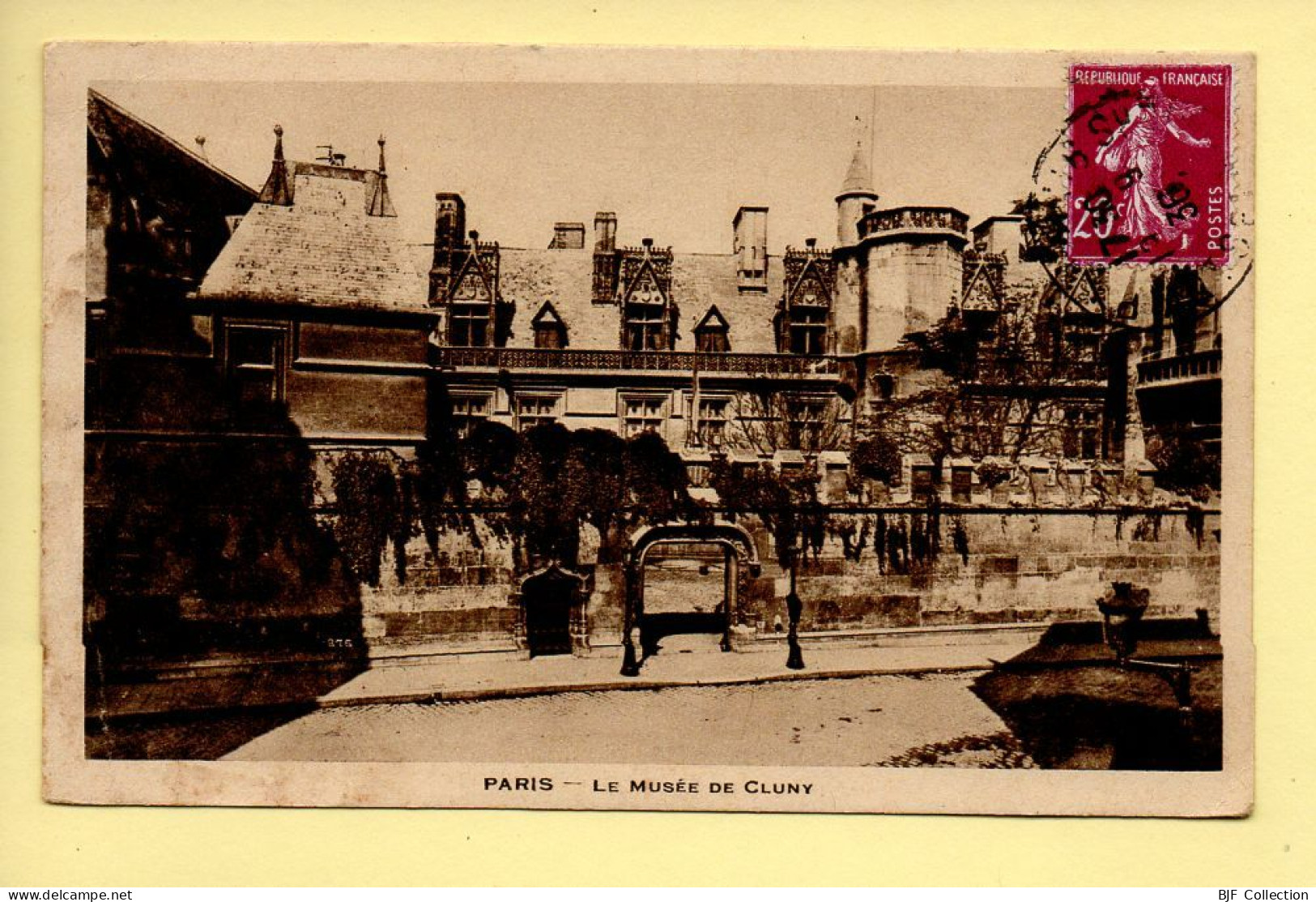 PARIS : Le Musée De Cluny (voir Scan Recto/verso) - Musea