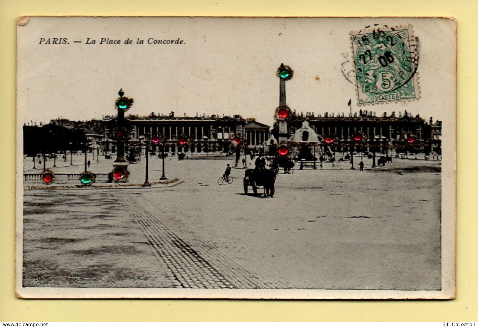 PARIS : Place De La Concorde / Paillettes (animée) (voir Scan Recto/verso) - Plazas