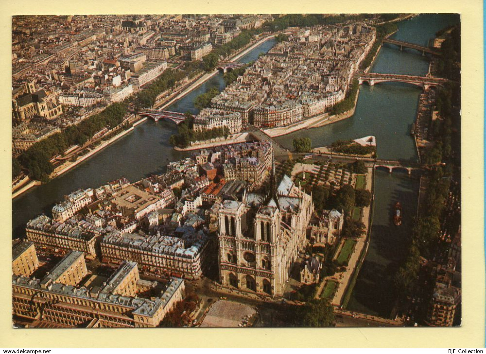 PARIS (04) L'Ile De La Cité / Notre-Dame Et L'Ile Saint-Louis / Vue Aérienne (voir Scan Recto/verso) - Arrondissement: 04