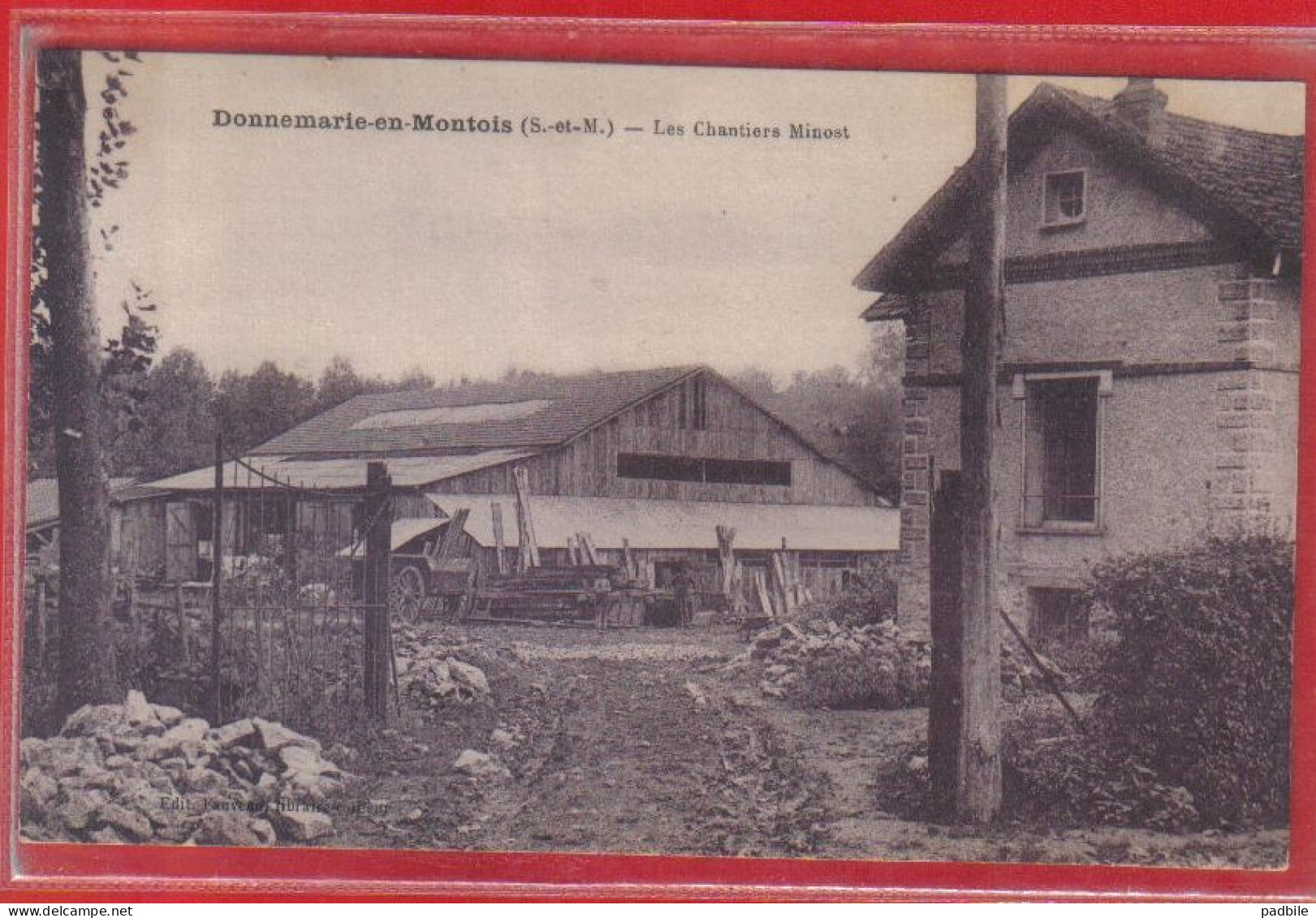 Carte Postale 77. Donnemarie-en-Montois  Les Chantiers Minost Scierie  Très Beau Plan - Donnemarie Dontilly