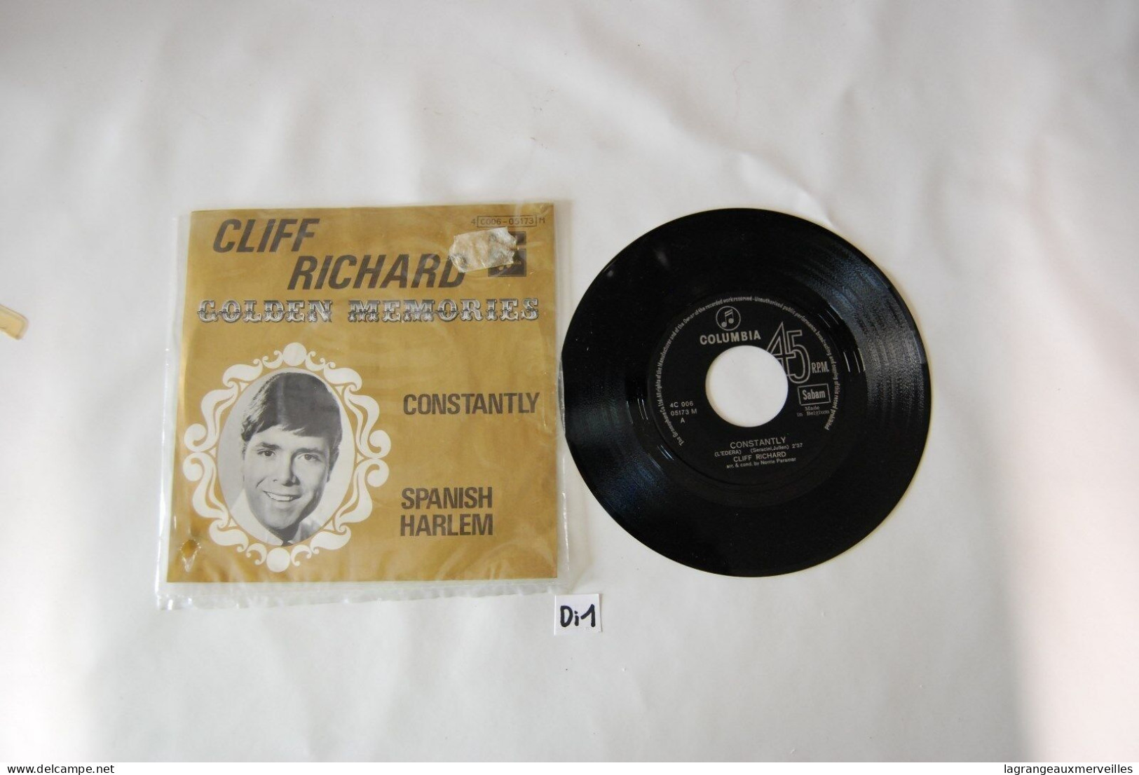 Di1- Vinyl 45 T - Cliff Richard - Constantly 2T - Columbia - Rock