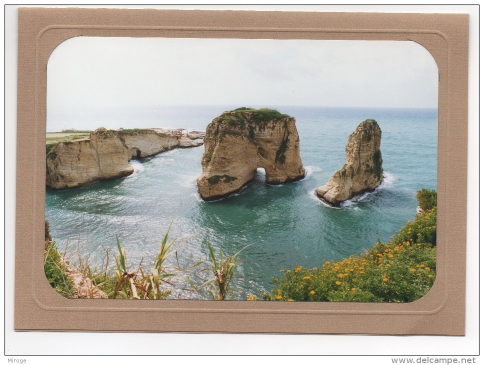 Real Picture In A Greeting Card For Raouche In Lebanon Liban Libano - Aardrijkskunde