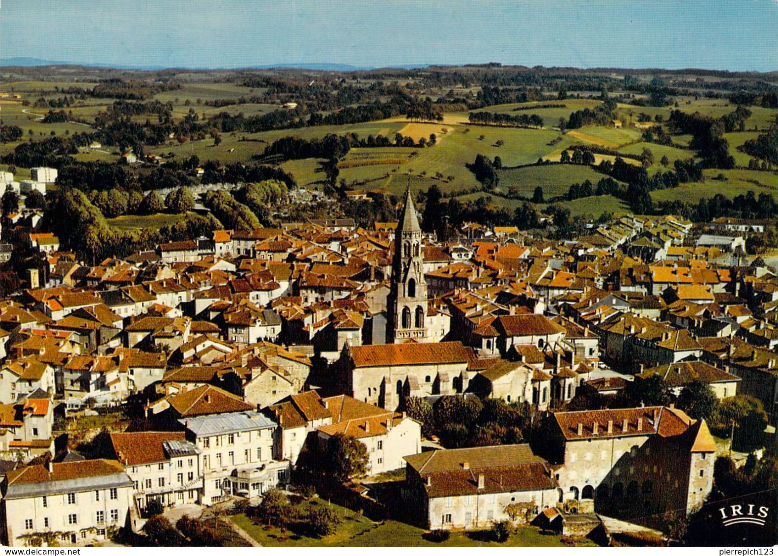 87 - Saint Léonard De Noblat - Vue Générale Aérienne - Saint Leonard De Noblat