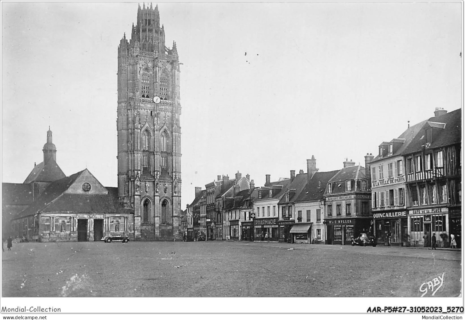 AARP5-0389 - VERNEUIL-SUR-AVRE - Place De La Madeleine Et L'Eglise - Verneuil-sur-Avre