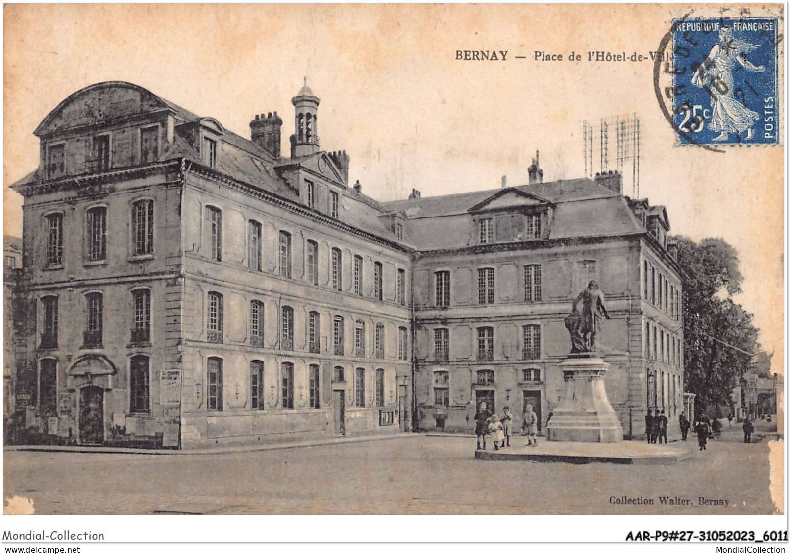 AARP9-0758 - BERNAY - Place De L'Hotel De Ville - Bernay