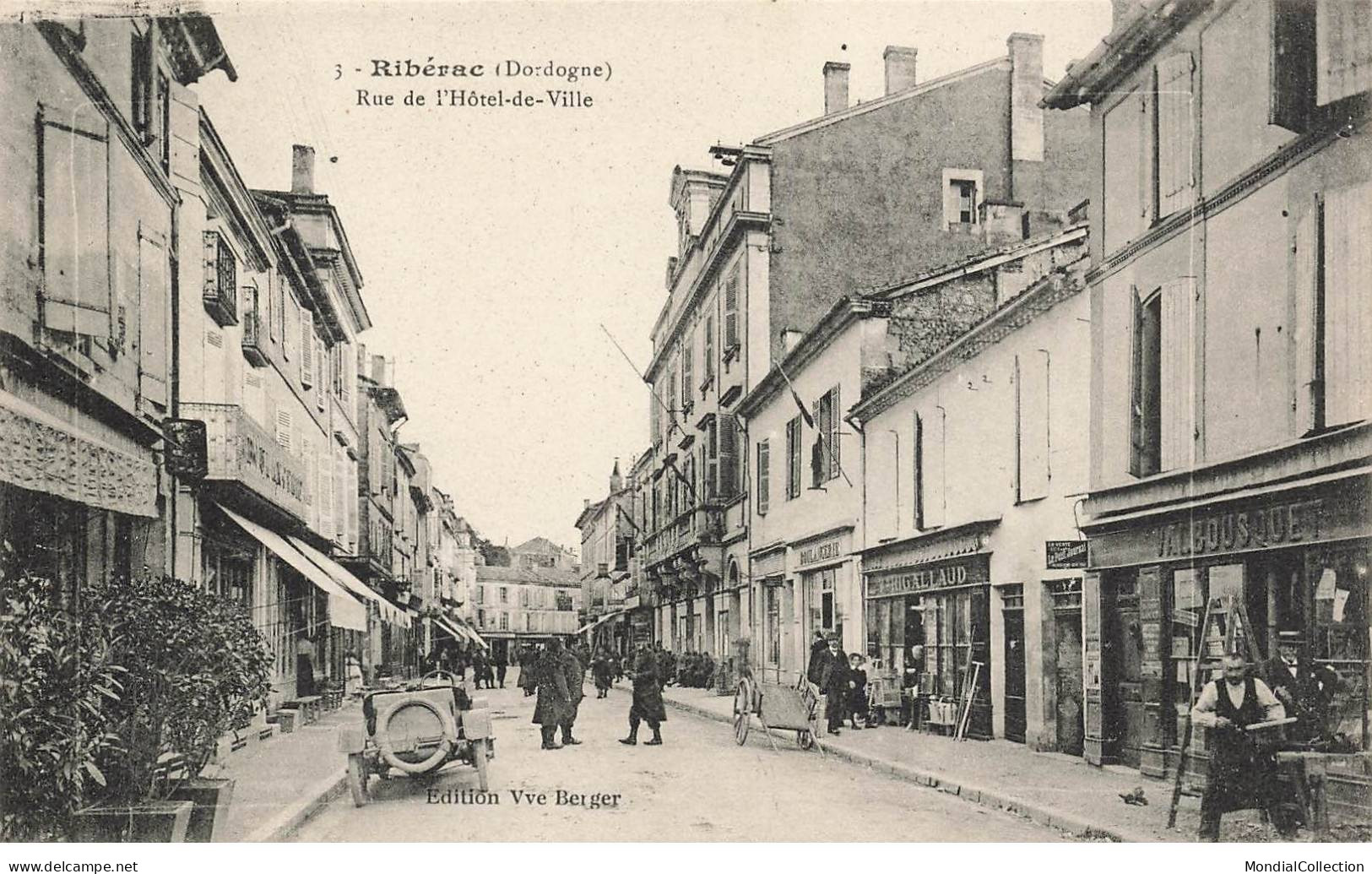 MIKI-AP1-031- 24 RIBERAC RUE DE L HOTEL DE VILLE COMMERCES AUTOMOBILE VOITURE - Riberac