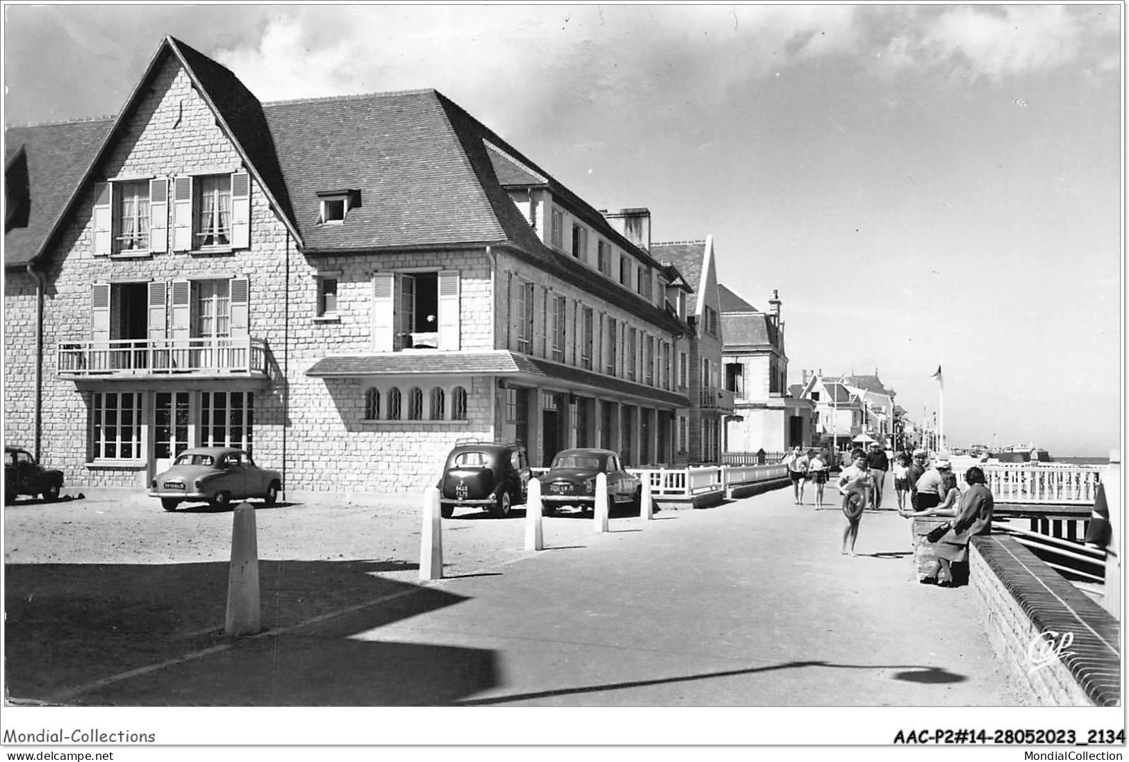 AACP2-14-0149 - SAINT-AUBIN-SUR-MER - La Digue Et Le Clos Normand - Saint Aubin