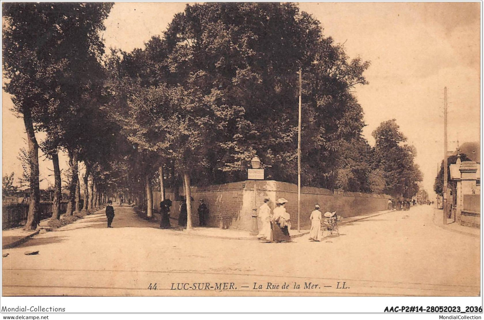 AACP2-14-0100 - LUC-SUR-MER - La Rue De La Mer - Luc Sur Mer