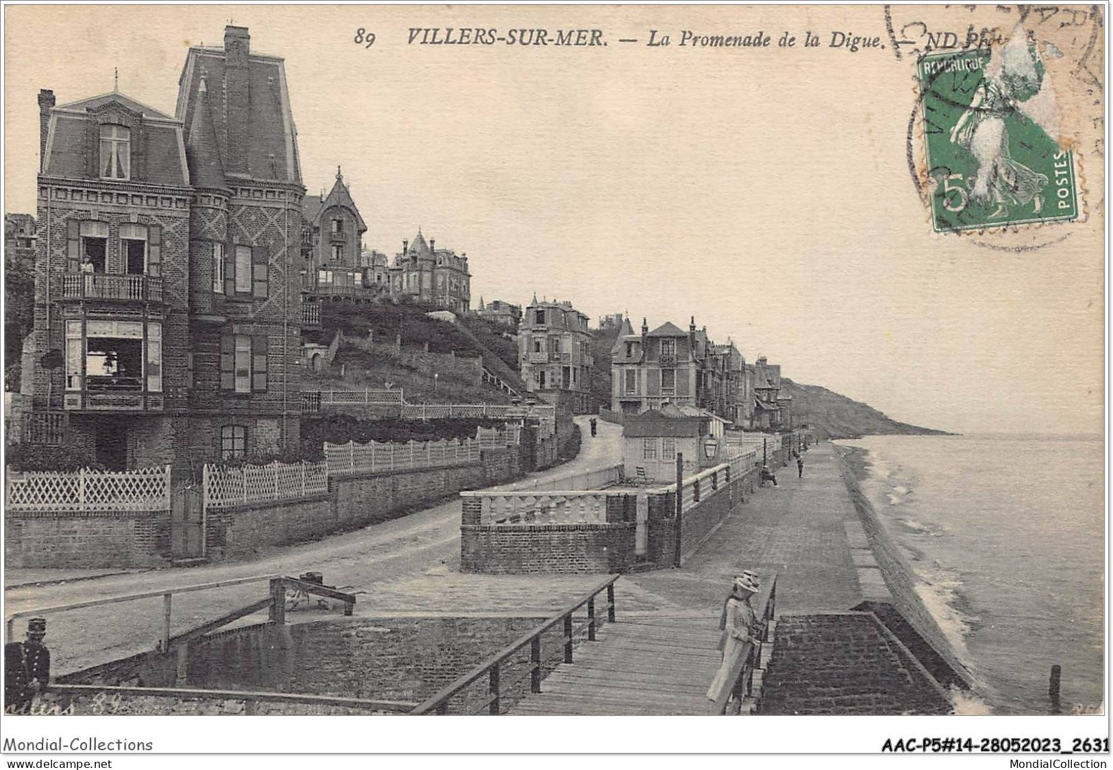 AACP5-14-0397 - VILLERS-SUR-MER - La Promenade De La Digue - Villers Sur Mer