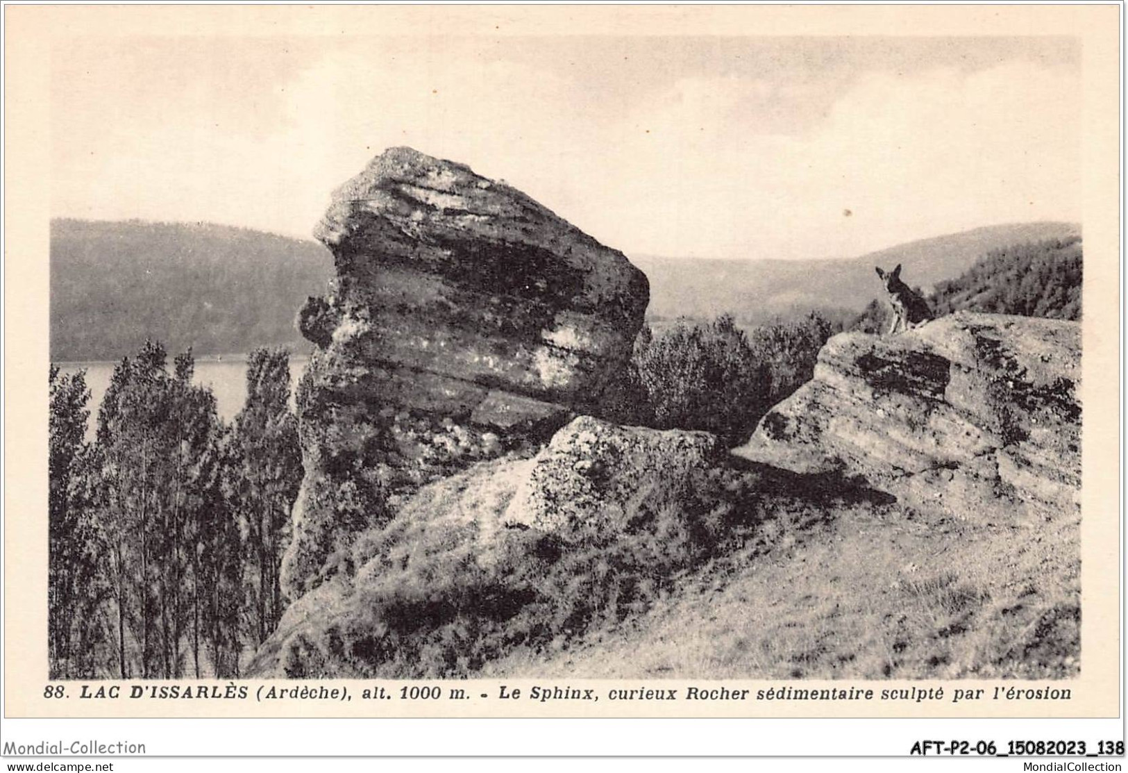 AFTP2-07-0170 - Lac D'issarlès - Le Sphinx Curieux Rocher Dédimentaire - Largentiere