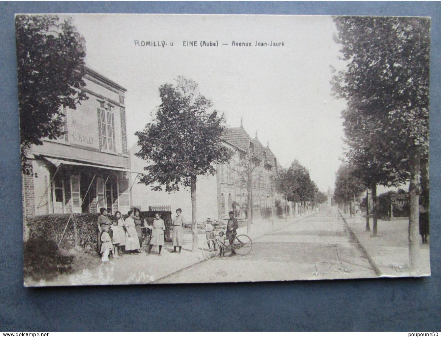 CPA 10 Aube CHAMPFLEURY  Prés Arcis Sur Aube - Avenue Jean Jaurès 1930 - Arcis Sur Aube