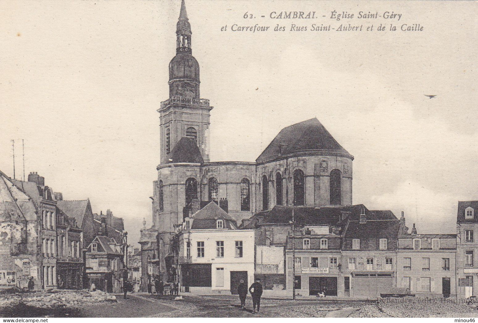 CAMBRAI : T.T.RARE CPA  AVEC CETTE VUE DE L EGLISE ST GERY ET CARREFOUR ST. AUBERT.N. CIRCULEE .T.B.ETAT.PETIT PRIX - Cambrai