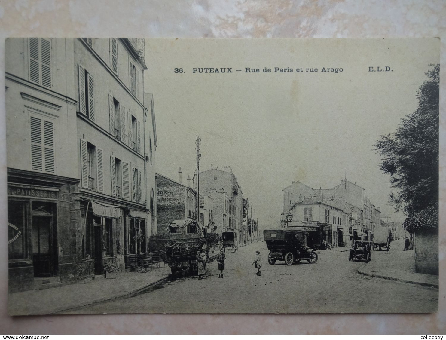 CPA 92 PUTEAUX Rue De Paris Et Ru Arago - Beau Plan - Puteaux