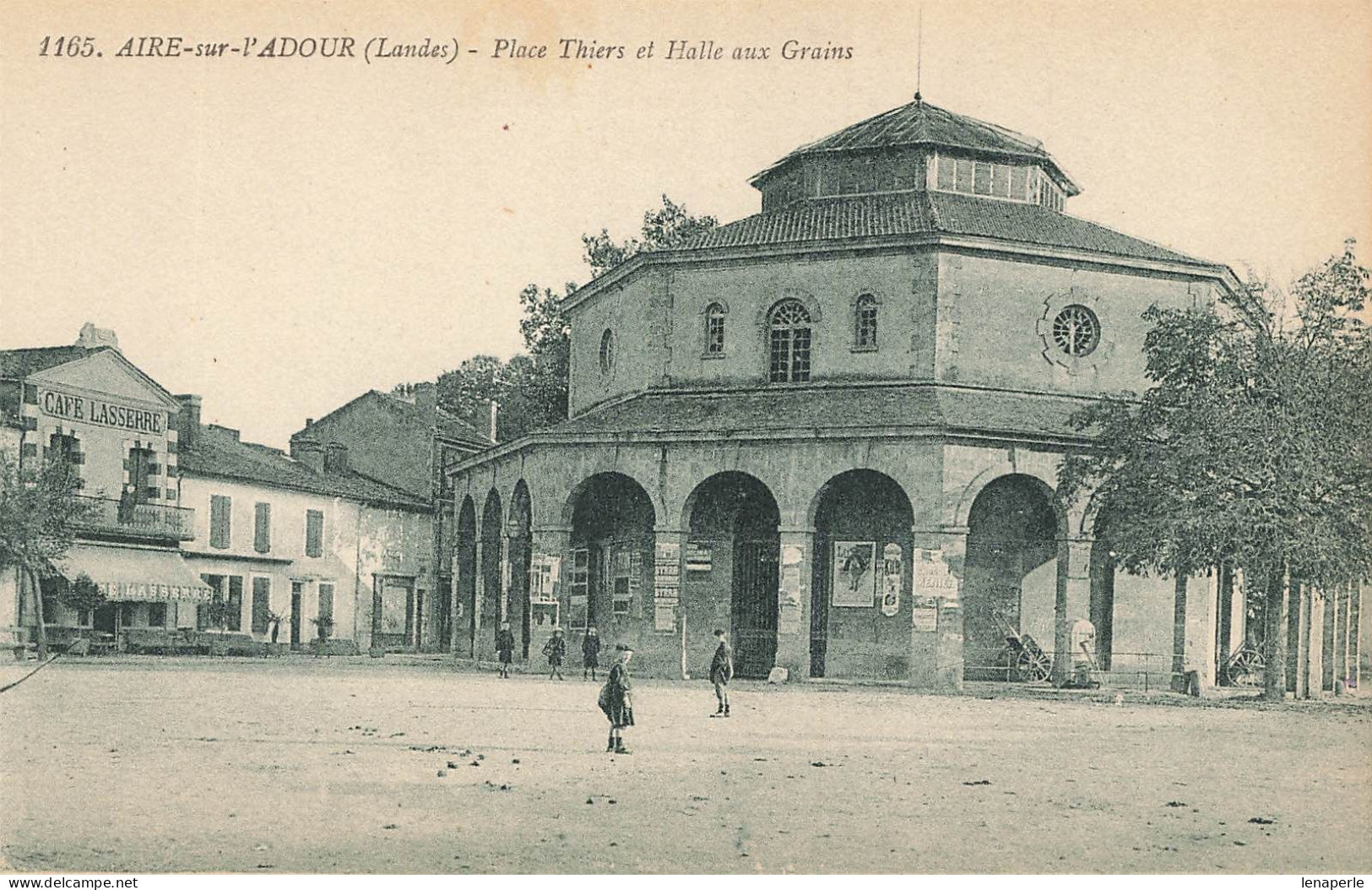 D7057 Aire Sur L'Adour La Halle Aux Graines - Aire