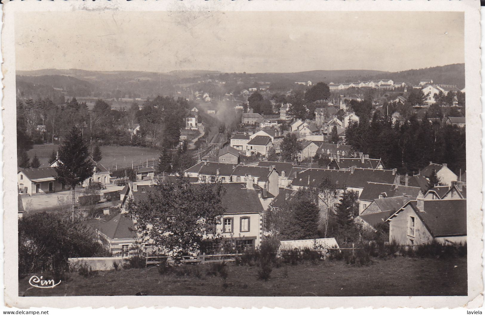 23 CAMP DE LA COURTINE - Vue Générale - Voyagée 1933 - La Courtine