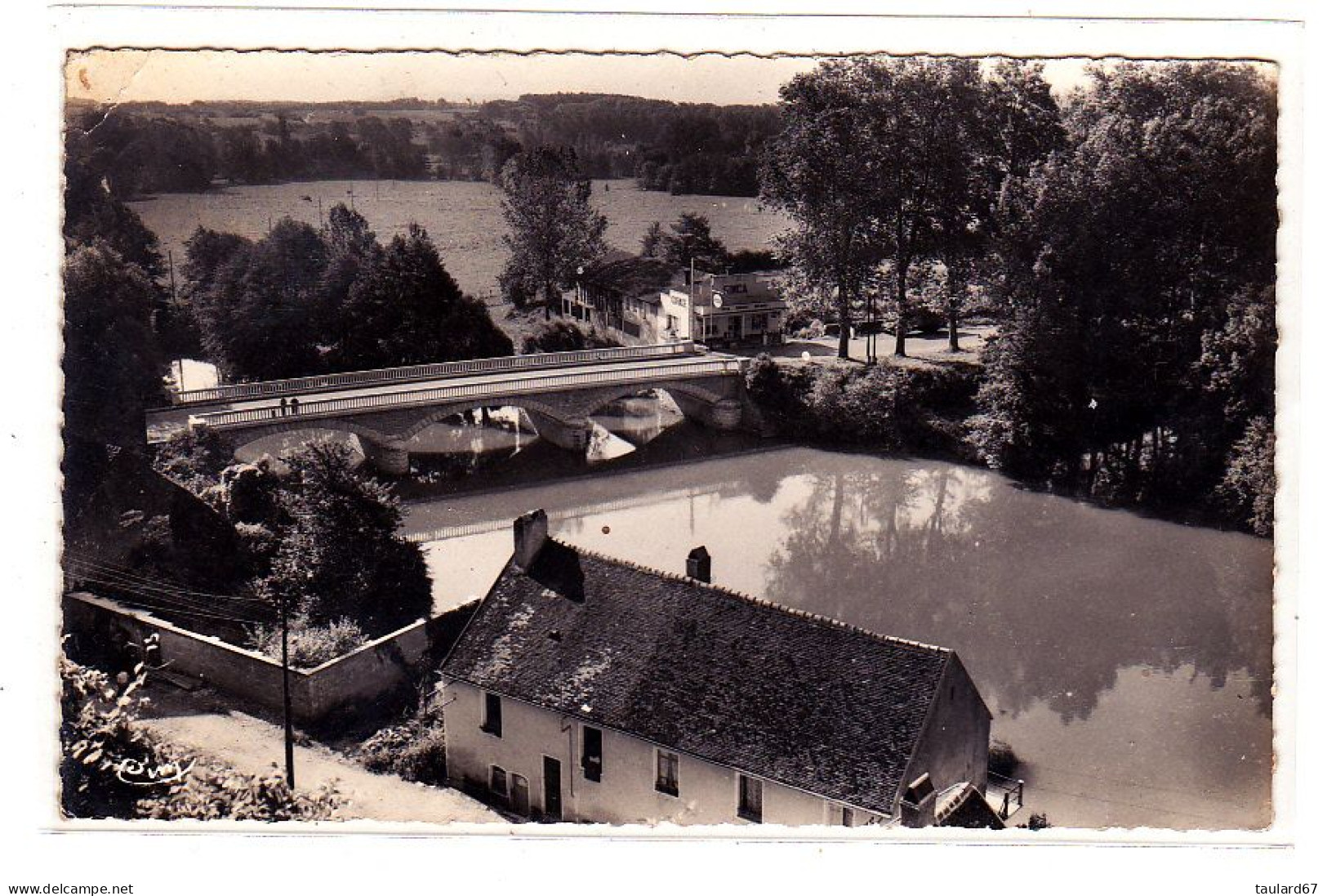 Pesmes Le Pont Sur L'Ognon Vu De La Terrasse Du Chateau - Pesmes